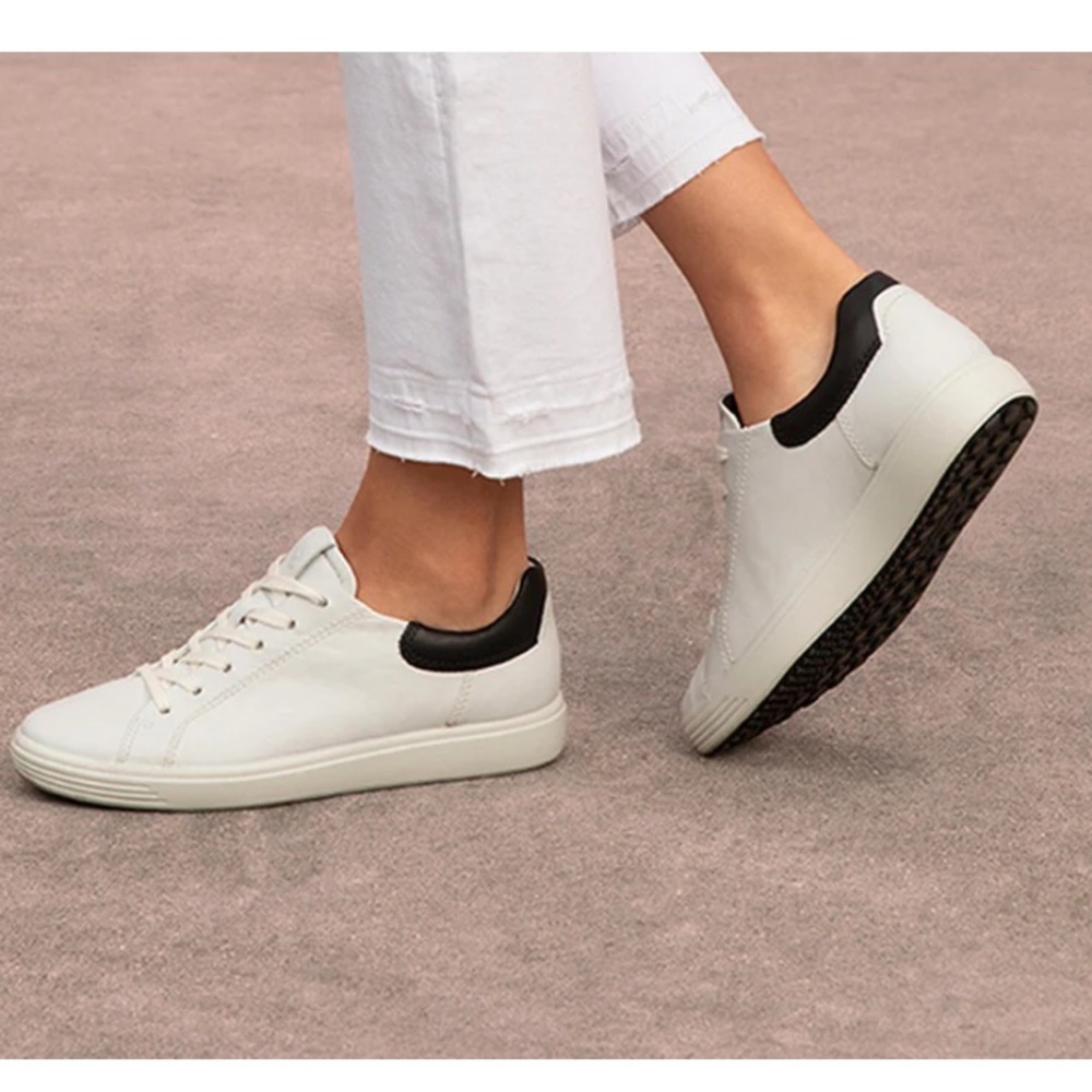ECCO WOMEN'S SOFT WHITE